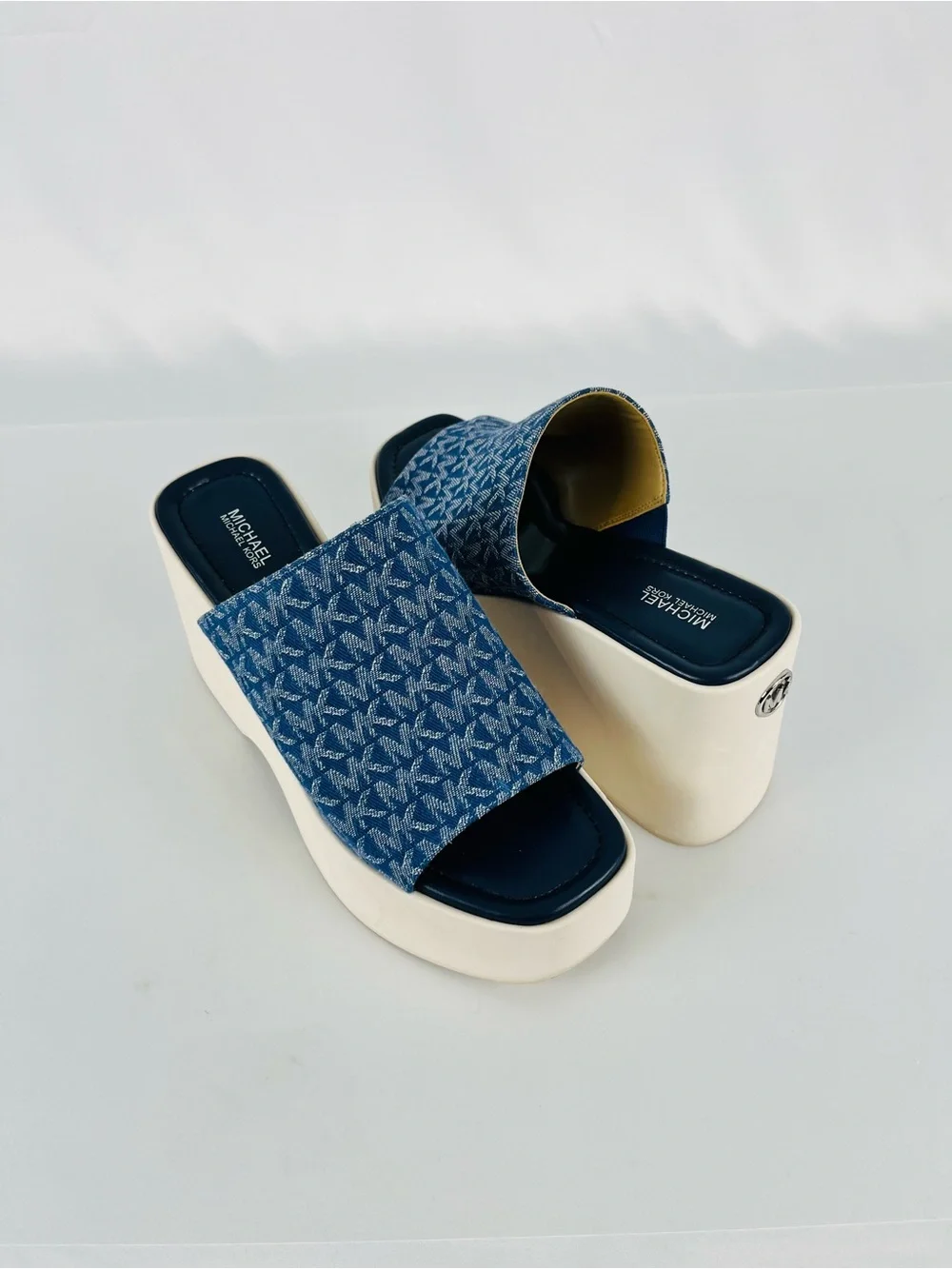 MICHAEL Michael Kors Dabney Chunky Platform Slide Sandals Denim Monogram Size 10